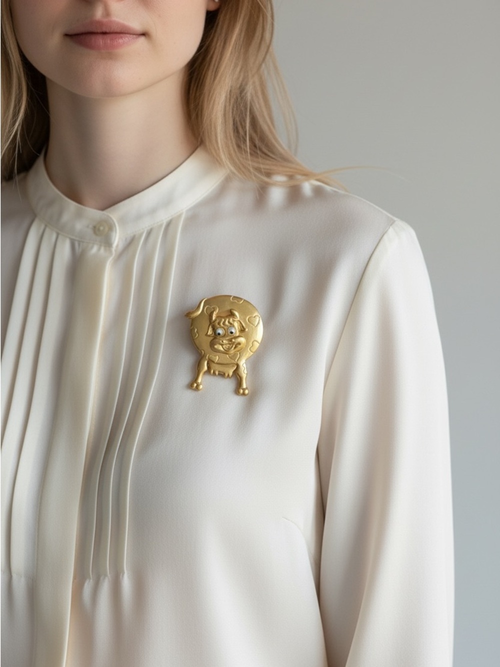 10/25 Gold Cartoon Dog Brooch - Women Jewelry